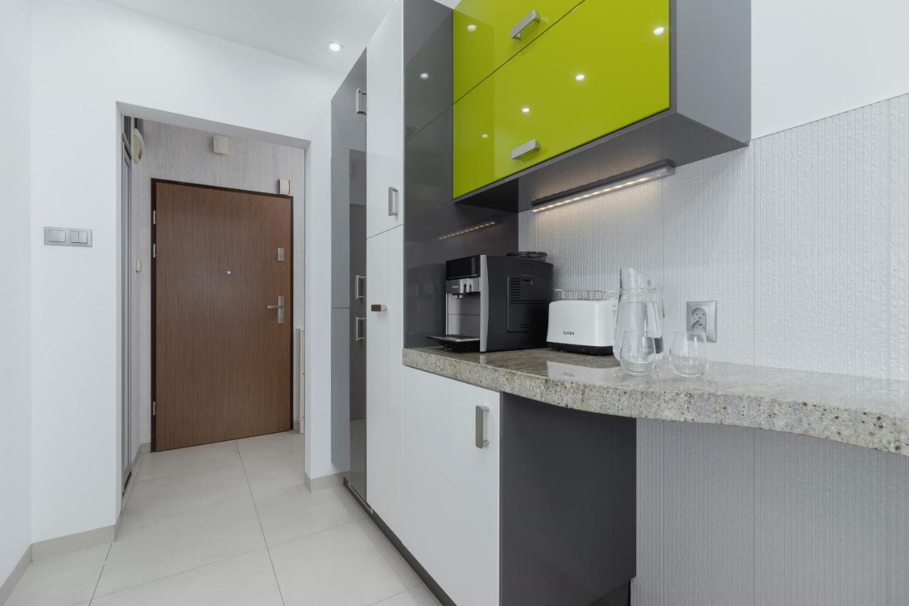Krakow Blonia Apartment With Balcony By Noclegi Renters Exterior photo